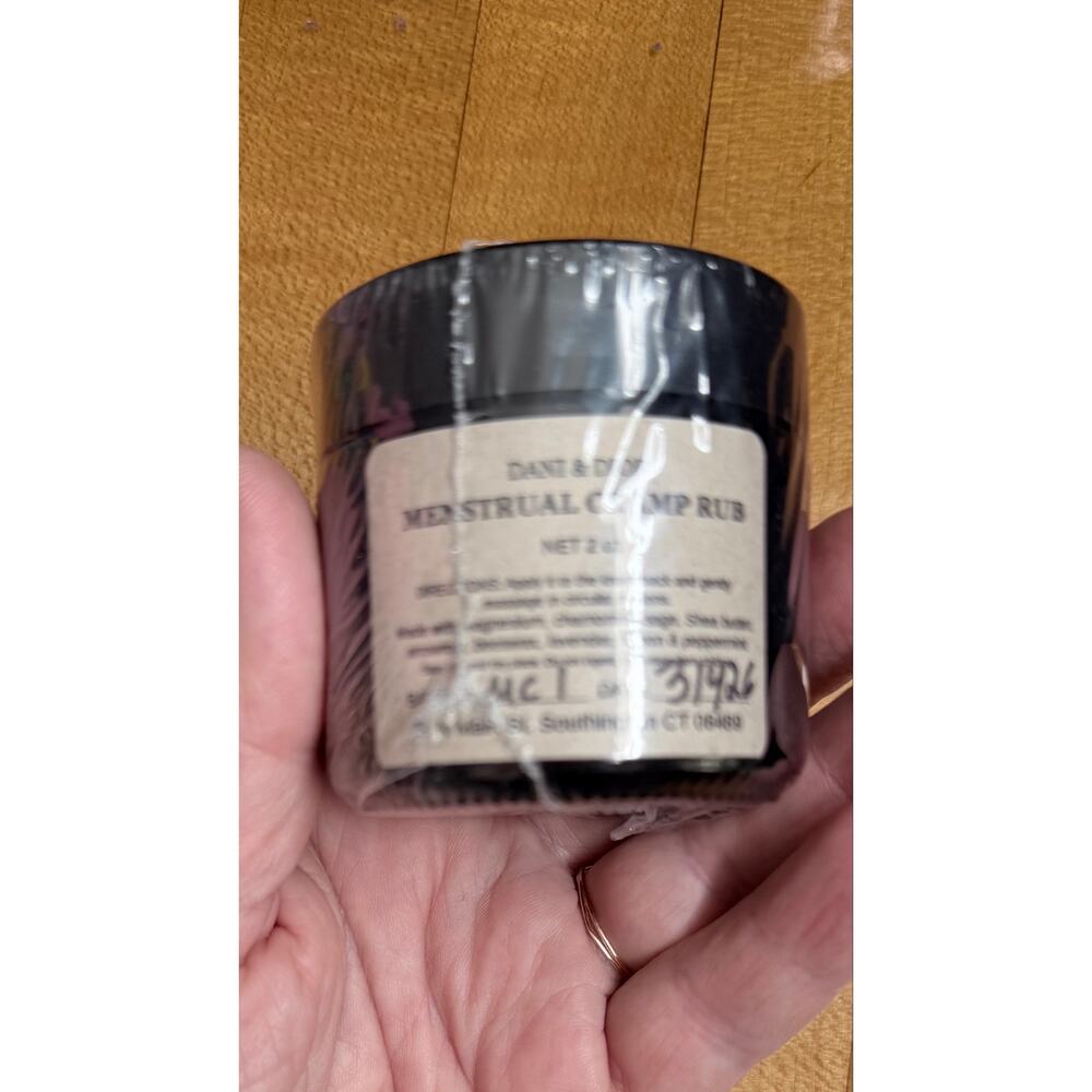 Dani & Dior Menstrual Cramp Rub 2oz New